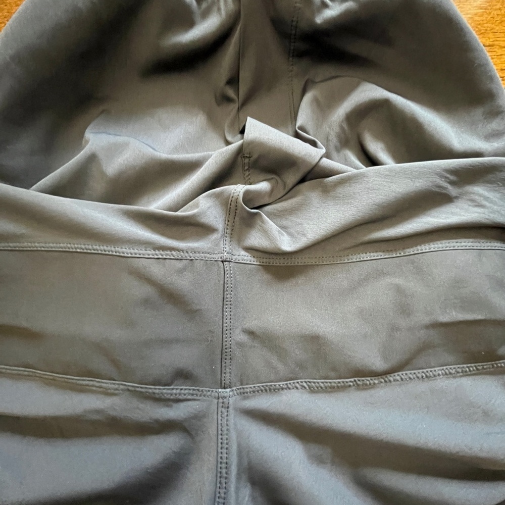 🍋LIKE NEW Condition Lululemon Jogger Pants - Picture 6 of 10